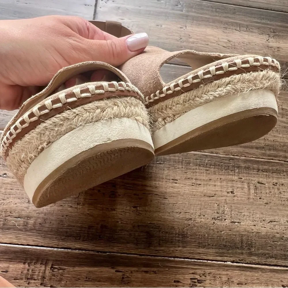 CROWN VINTAGE Daffodil Espadrille Platform Wedge Sandal Heel Tan Suede Size 10